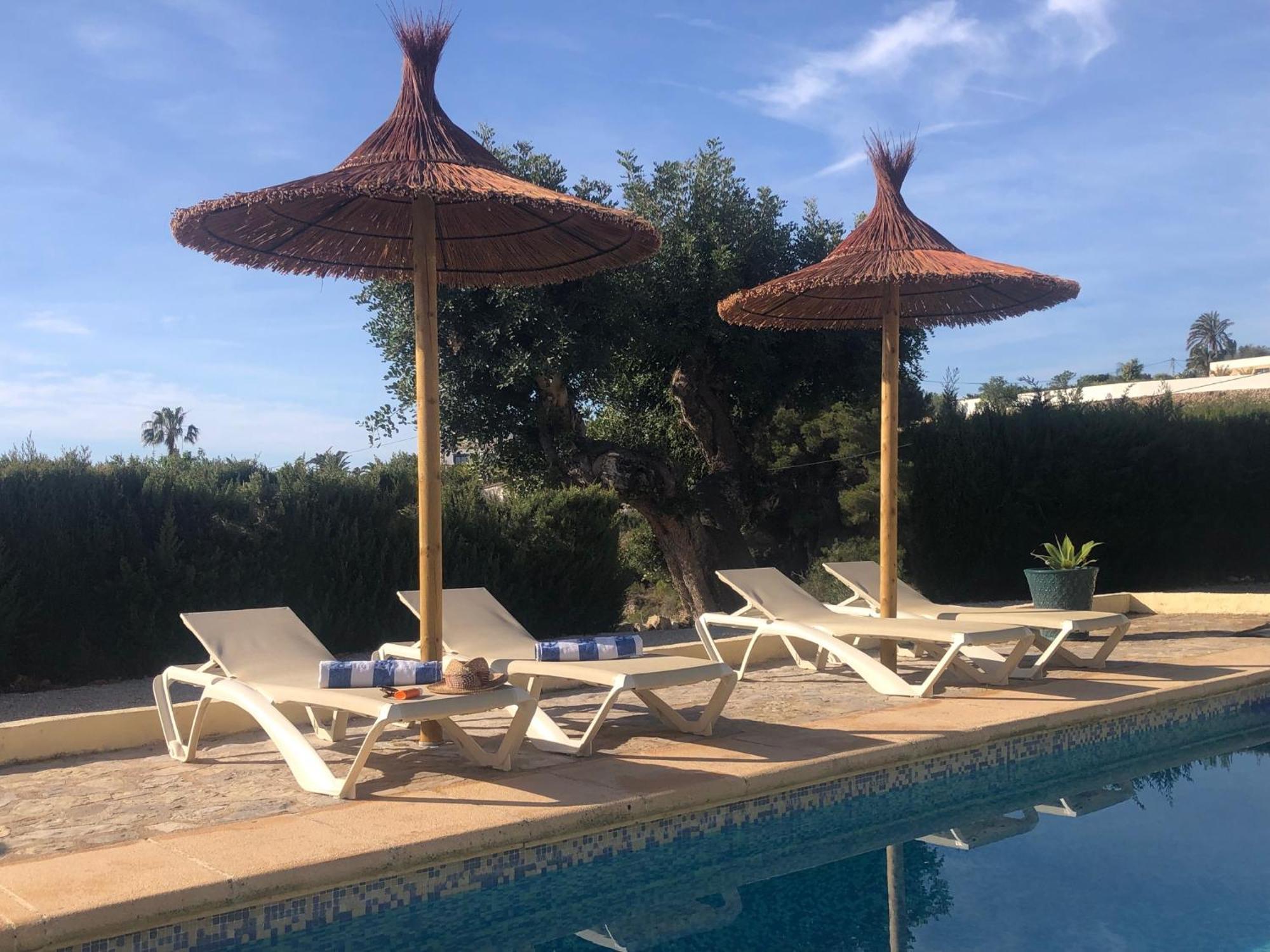 Private Apartment ' Estufa' With A Beautiful View Теулада Екстериор снимка